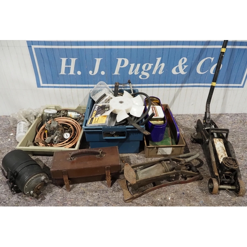 131 - Workshop consumables, copper pipe, glass oilers, vintage foot pump etc