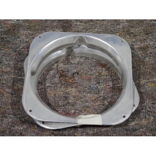 318 - 2- Land Rover headlight surrounds