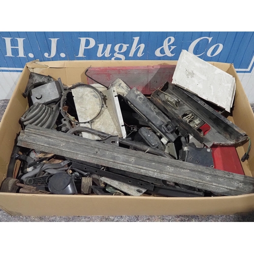 335 - Box of assorted Land Rover spares