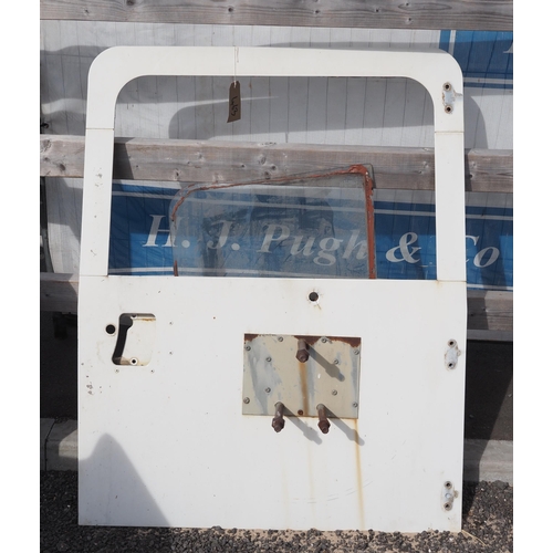 463 - 1- Land Rover Defender rear door