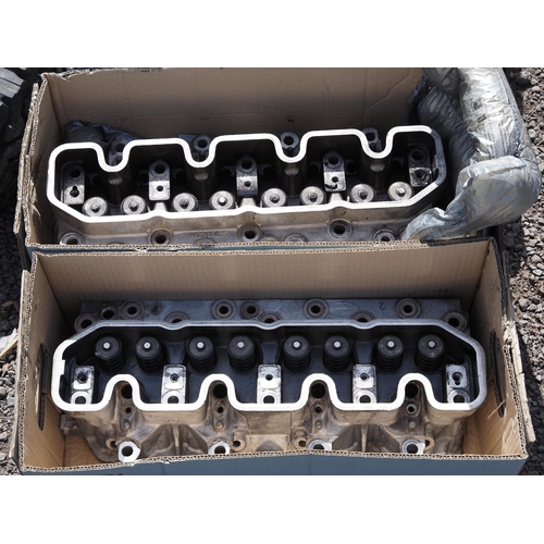 494 - 2 - Land Rover Defender cylinder heads