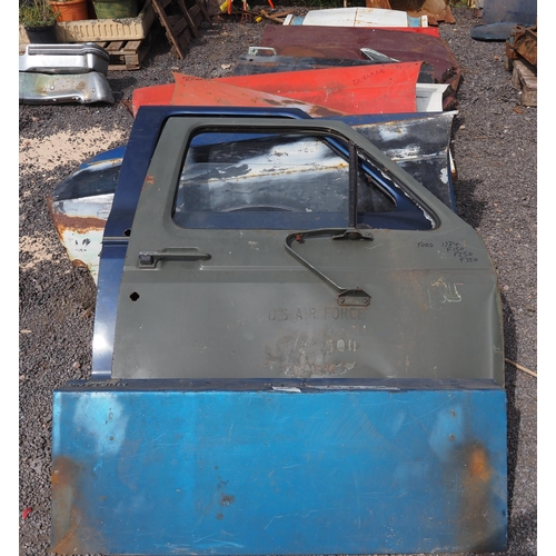 549 - Assorted Ford doors, bonnets and other panels to include Mustang