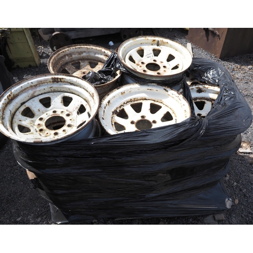 558 - 6 Sets of Weller wheel rims