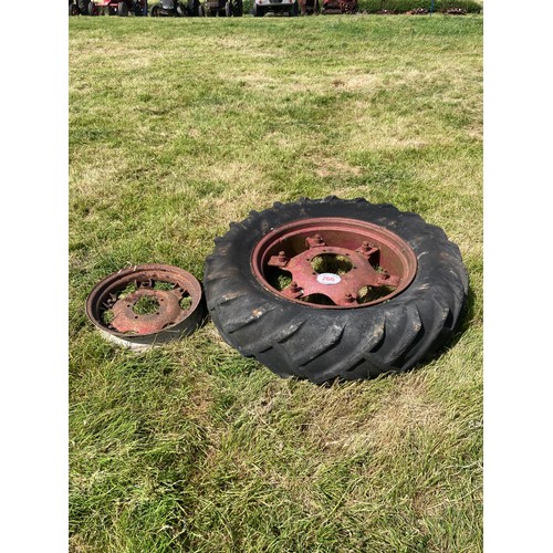 David Brown wheel rims and tyre