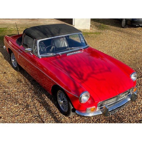 442 - MGB Roadster, 1971 in Red with Black Leather, wood trim dash, Mohair Hood and Wire Wheels. Runs and ... 