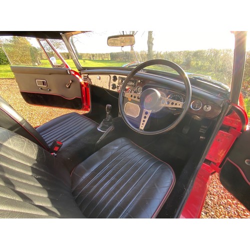 442 - MGB Roadster, 1971 in Red with Black Leather, wood trim dash, Mohair Hood and Wire Wheels. Runs and ... 