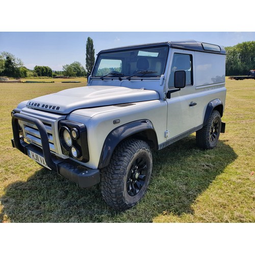 447 - Land Rover Defender 1990, 2.4 diesel, limited  edition, runs and drives, air con, heated seats, come... 