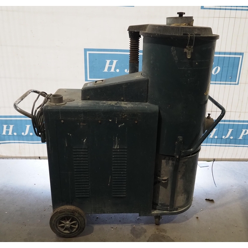 447 - Wirbel 3 phase dust extractor