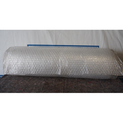 551 - Large roll of bubble wrap