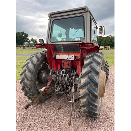 1239 - Massey Ferguson 590 4wd Multi Power tractor. 1978. Runs and drives, showing 4954 hours.  V5