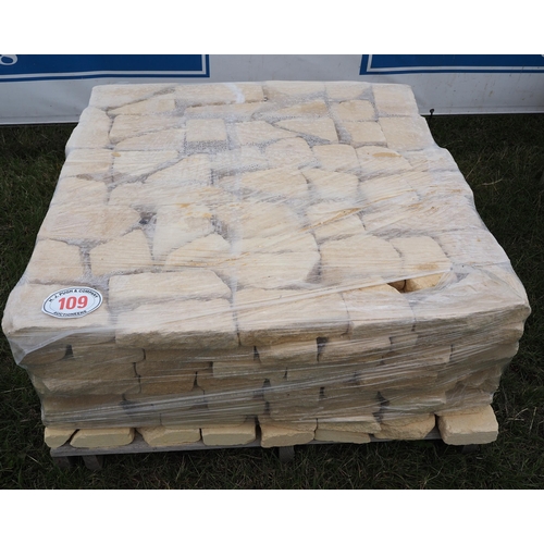 109 - Pallet of Cotswold bricks