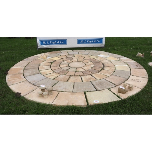 131 - 14ft Diameter circular patio