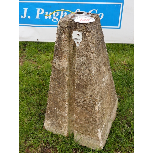 148 - Staddle stone base