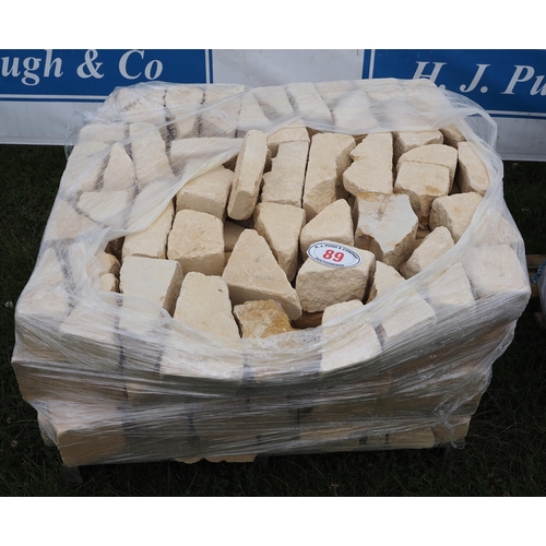 89 - Pallet of Cotswold bricks