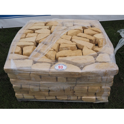 93 - Pallet of Cotswold bricks