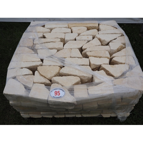 95 - Pallet of Cotswold bricks