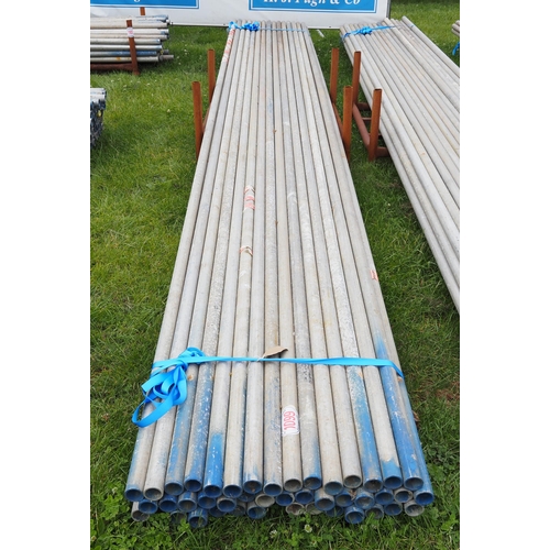 1099 - Aluminium scaffold tube 20ft -45