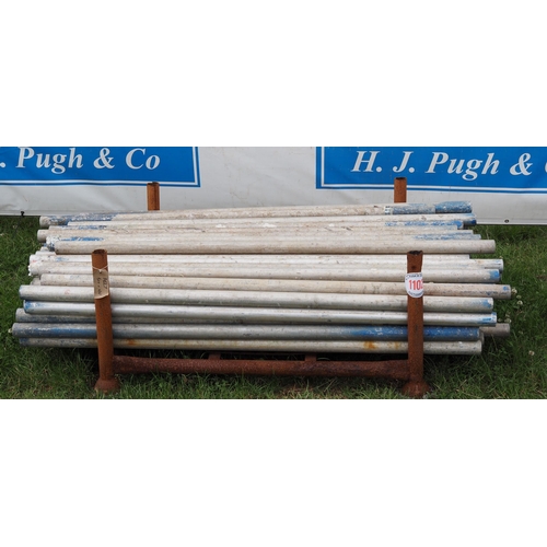 1102 - Aluminium scaffold tube 5ft -100