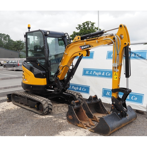 1308 - Sany 2.8 ton SY26U digger. 2022, ex demo machine with warranty. 125 hours. very little work. C/w 2 s... 