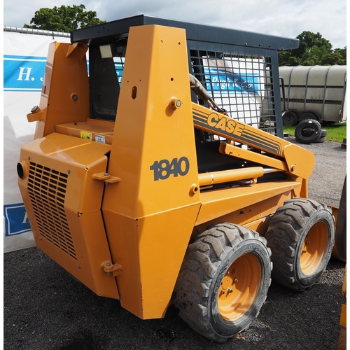 1311 - Case 1840 skid steer. 2001. Runs and drives. C/w bucket, 2393 hours