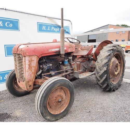 1317 - Massey Ferguson 35 tractor. 1961. Runs and drives. Off farm