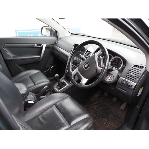 1325 - Chevrolet Captiva LTX Jeep. 2008. MOT until December 2022. 97600+ miles.  Runs but needs battery cha... 