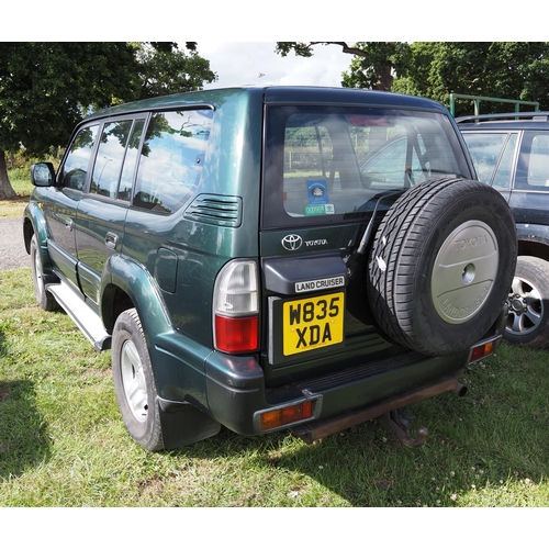 1558 - Toyota Land Cruiser Jr 2000. Automatic. Reg. W835 XDA. V5