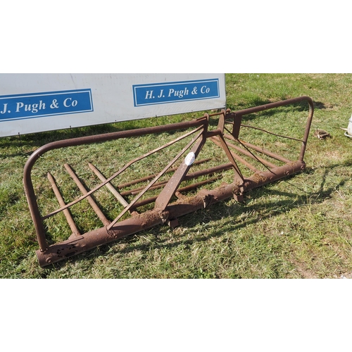 1579 - Buck rake parts