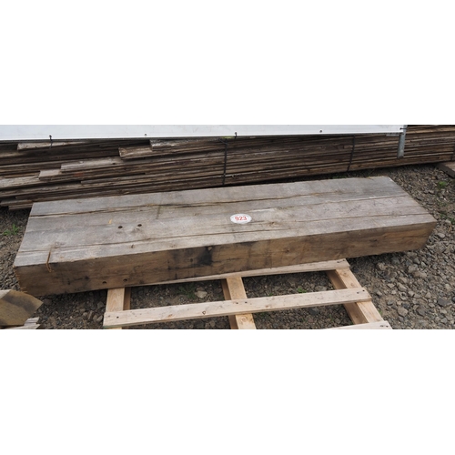 923 - Oak beams machined 2.0mx240x200 -2