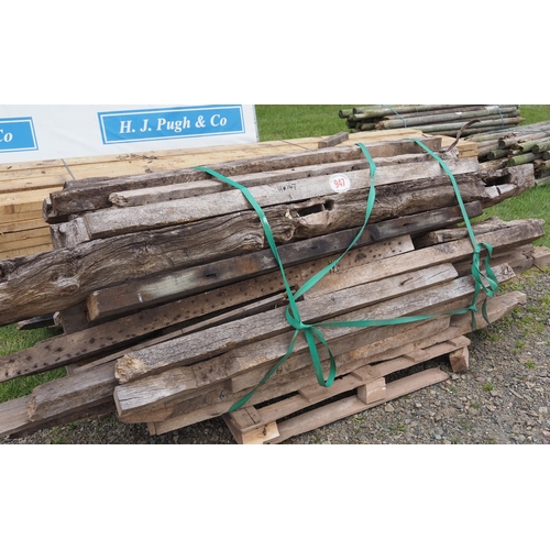 947 - Large pack of reclaimed oak average 1.8m