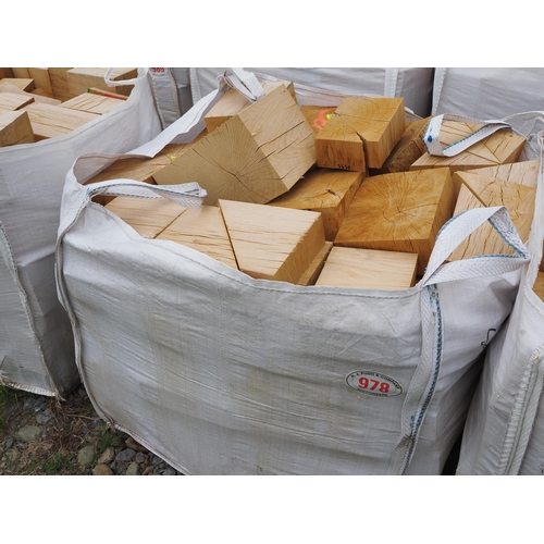 978 - Bag of oak firewood