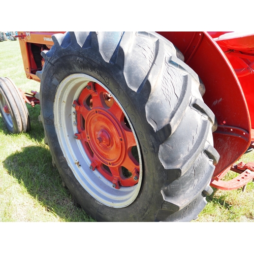 363 - International McCormick W9 Standard tractor. Petrol TVO. Electric start. PTO, swinging drawbar. Runs