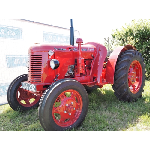 378 - David Brown 25 Cropmaster tractor. 1959.  Diesel. Full engine reconditioning and full repaint. new t... 