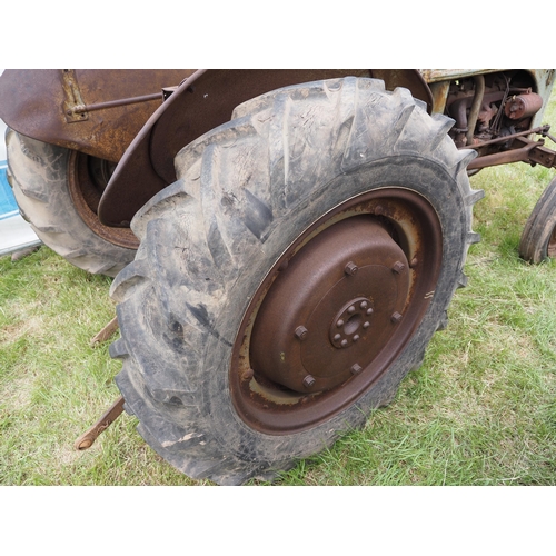 356 - Ford Ferguson 9N tractor. Good clean original. Petrol