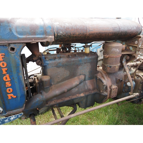 309 - Fordson E27N Major tractor. 1949. Petrol TVO. Hydraulics and swinging drawbar. Runs