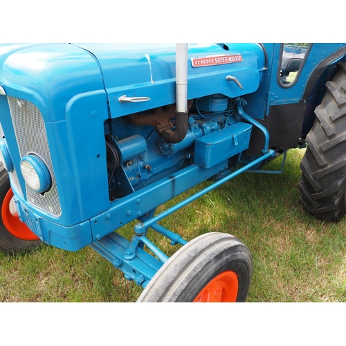 316 - Fordson Super Major Tractor. 1959. 4 cylinder with Winsham cab. Runs and drives