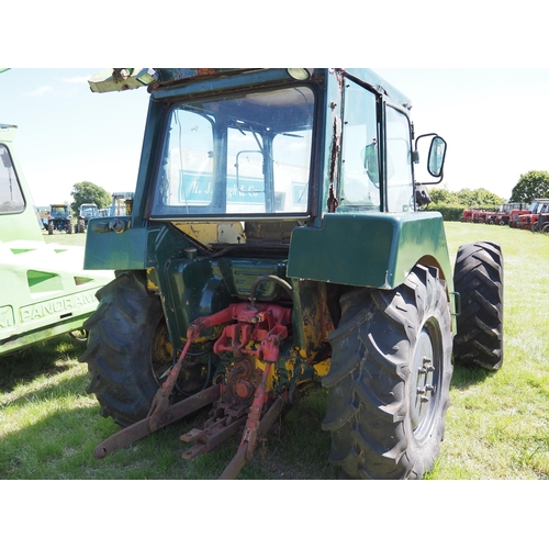 392 - International 4WD Industrial tractor. 2284 hours recorded