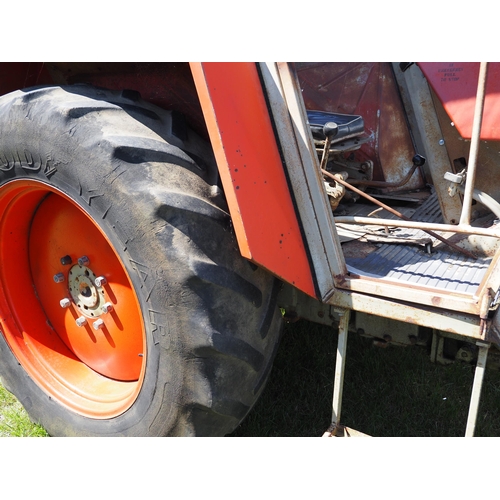 401 - Zetor Crystal 8011 tractor. 1973. SN-9901. Reg. NKX 121M. V5