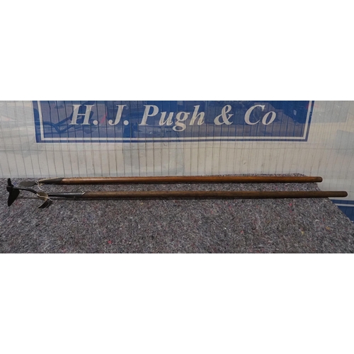 123 - Early adjustable draw hoe and vintage tool