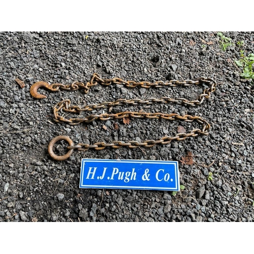 240 - Tow chain