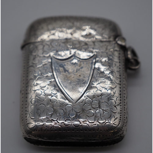 257 - Hallmarked silver vesta case. Approx 26g