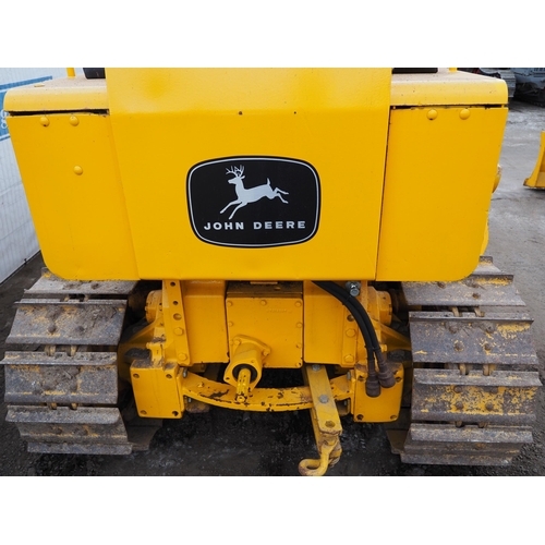 150 - John Deere 350 crawler. 3244 hours showing, c/w front angle blade, PTO and drawbar. Runs. SN-041725.... 