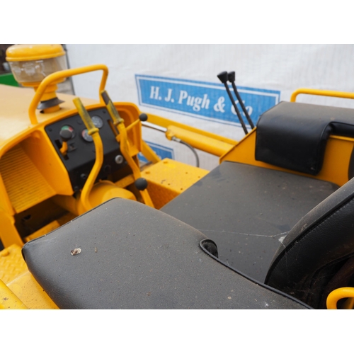 150 - John Deere 350 crawler. 3244 hours showing, c/w front angle blade, PTO and drawbar. Runs. SN-041725.... 