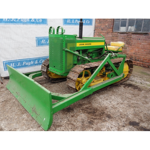 148 - John Deere 420C crawler. 1954, c/w front angle blade and drawbar. Runs and drives. SN-112812. Key