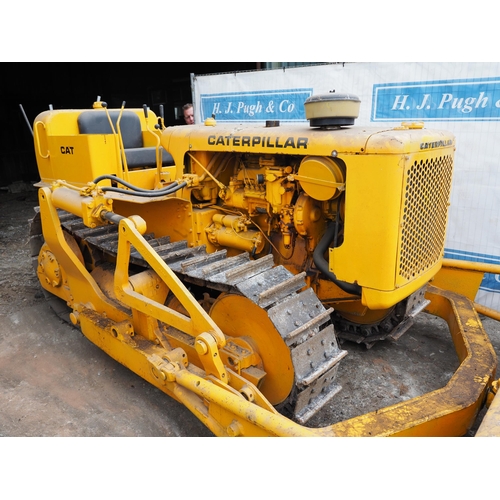 171 - Caterpillar D4 Series C crawler, c/w front angle blade and winch. Runs. SN-24A69. Key