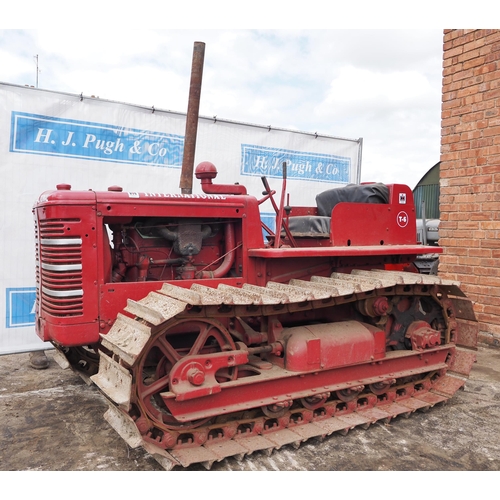 161 - International T6 crawler. Good tractor. SN-TBK2997. Runs