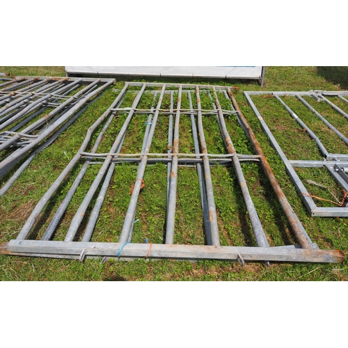 88 - Galvanised cattle hurdles -2