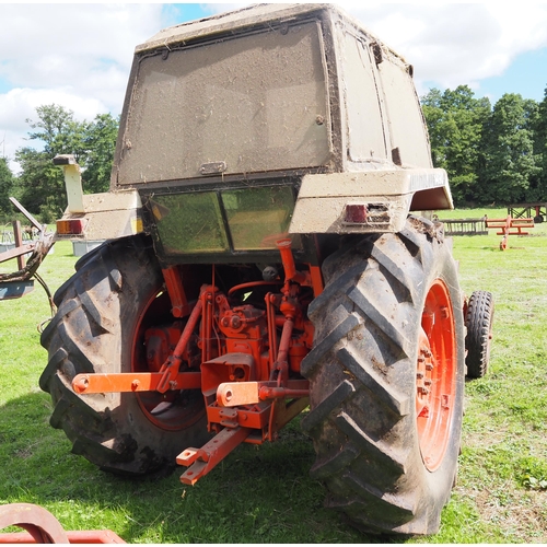 111 - David Brown 1490 tractor. 2WD with loader. 5900 Hours recorded. Runs, Barn stored. V5. Key