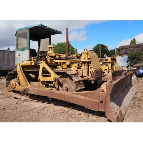 175 - Caterpillar D4 diesel crawler. c/w cab, Hyster D4N winch and blade. SN- 7U42114