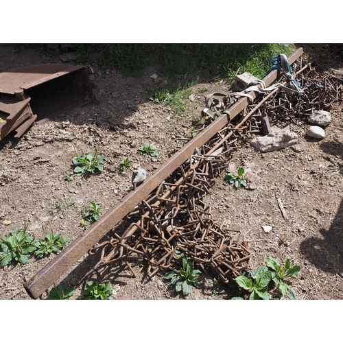 160 - Chain harrows